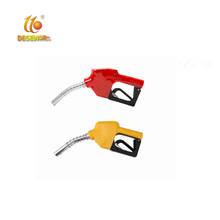 No pressure self-sealing oiler gun  automatic fuel nozzle